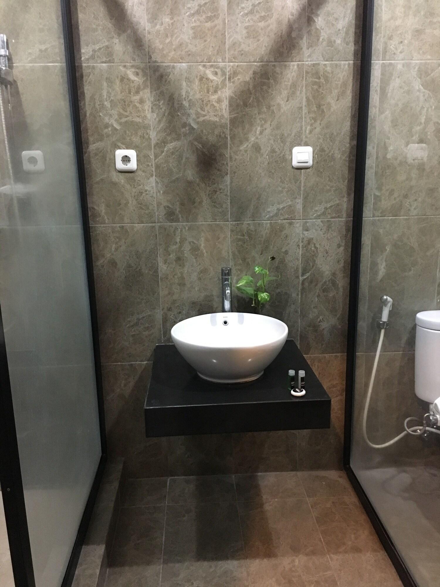 Votel Viure Hotel Jogjakarta Maguwo Luaran gambar