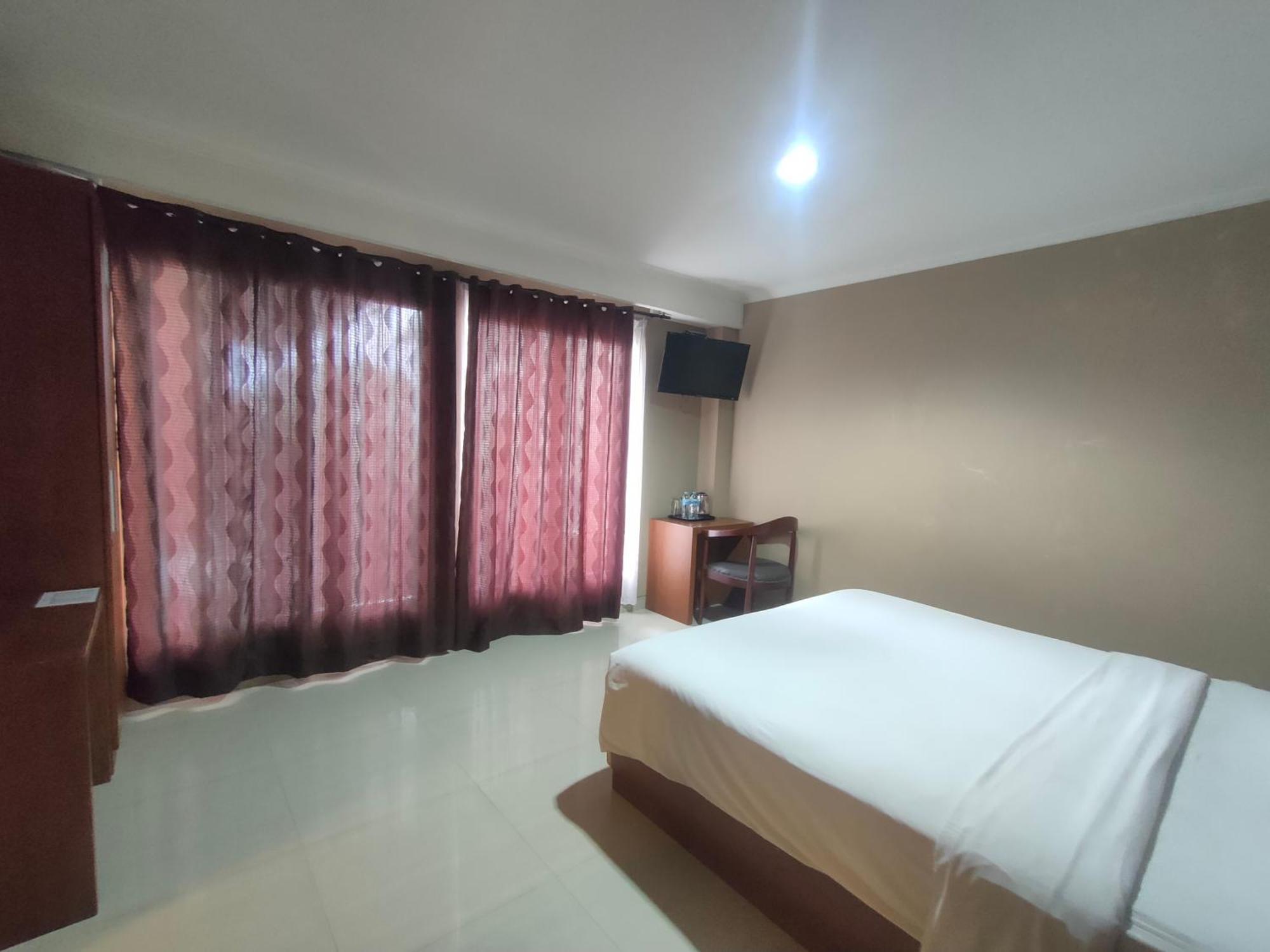 Votel Viure Hotel Jogjakarta Maguwo Luaran gambar