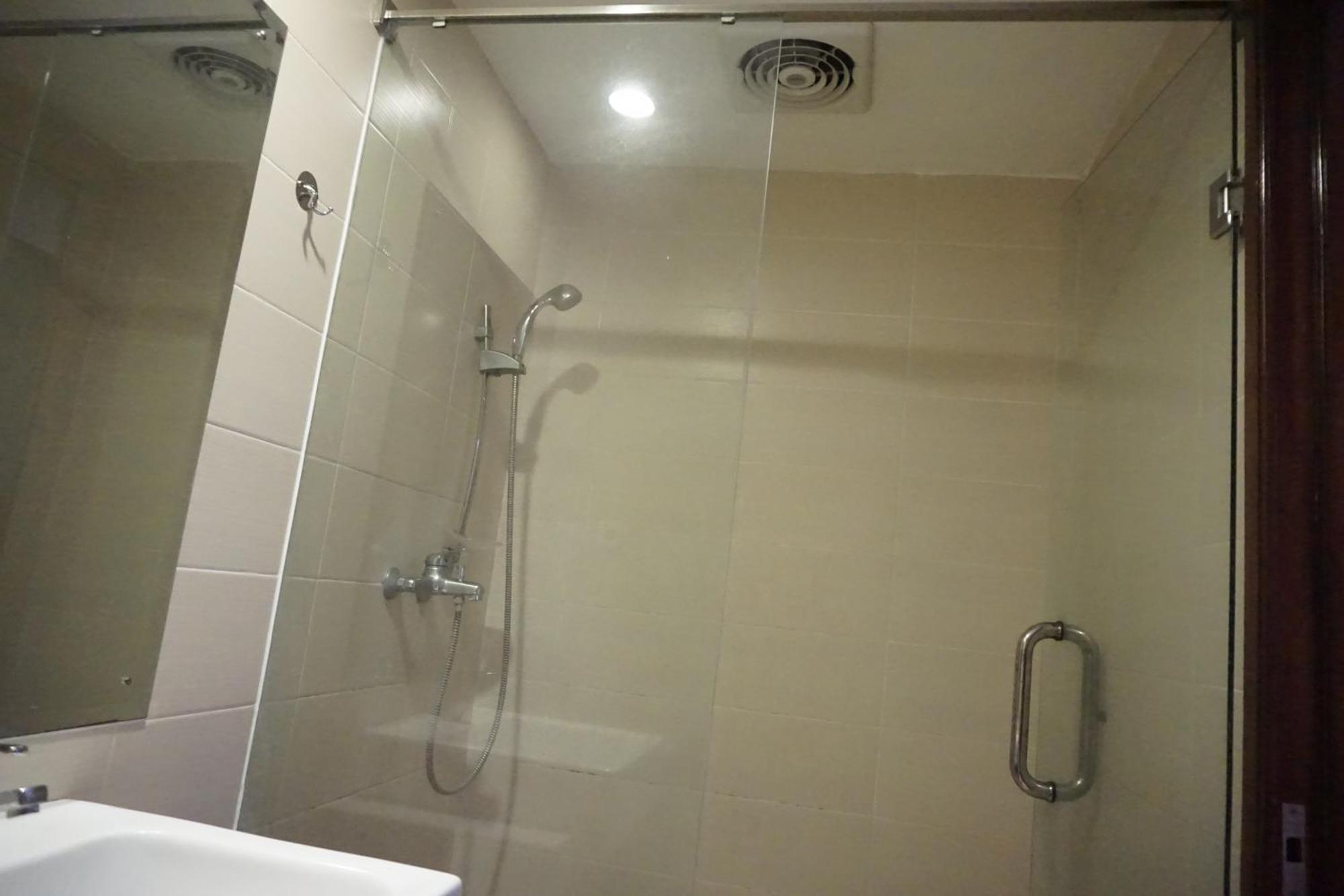 Votel Viure Hotel Jogjakarta Maguwo Luaran gambar