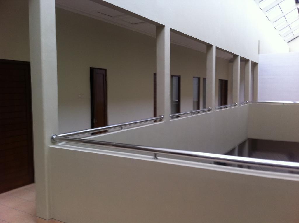 Votel Viure Hotel Jogjakarta Maguwo Luaran gambar